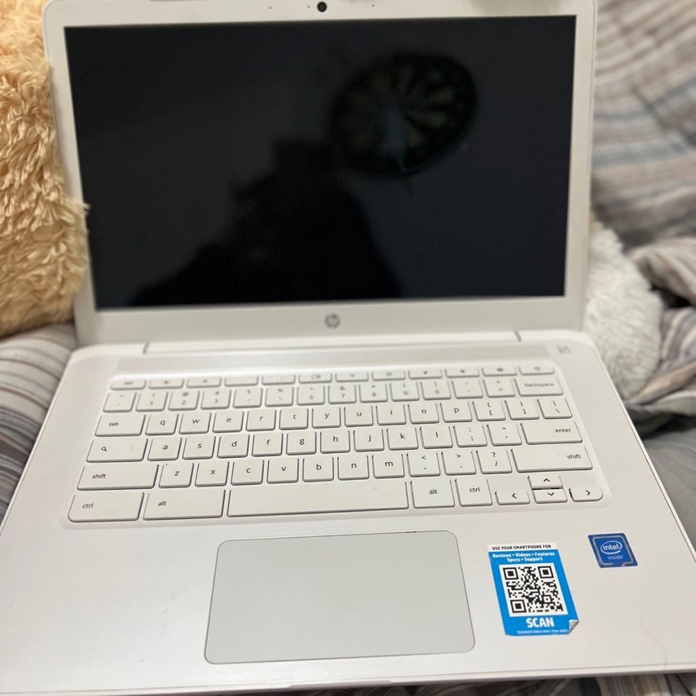 Im selling this chromebook I only use it to take a test after that I never use